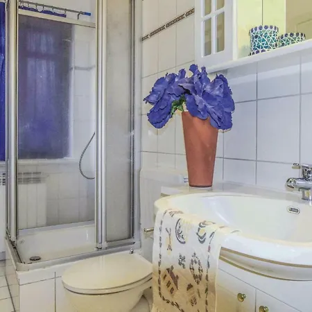 One-bedroom Holiday In Diano Arentino *